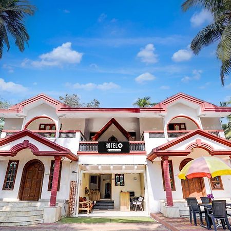 Oyo Flagship Triple Beach Guest House Benaulim Bagian luar foto