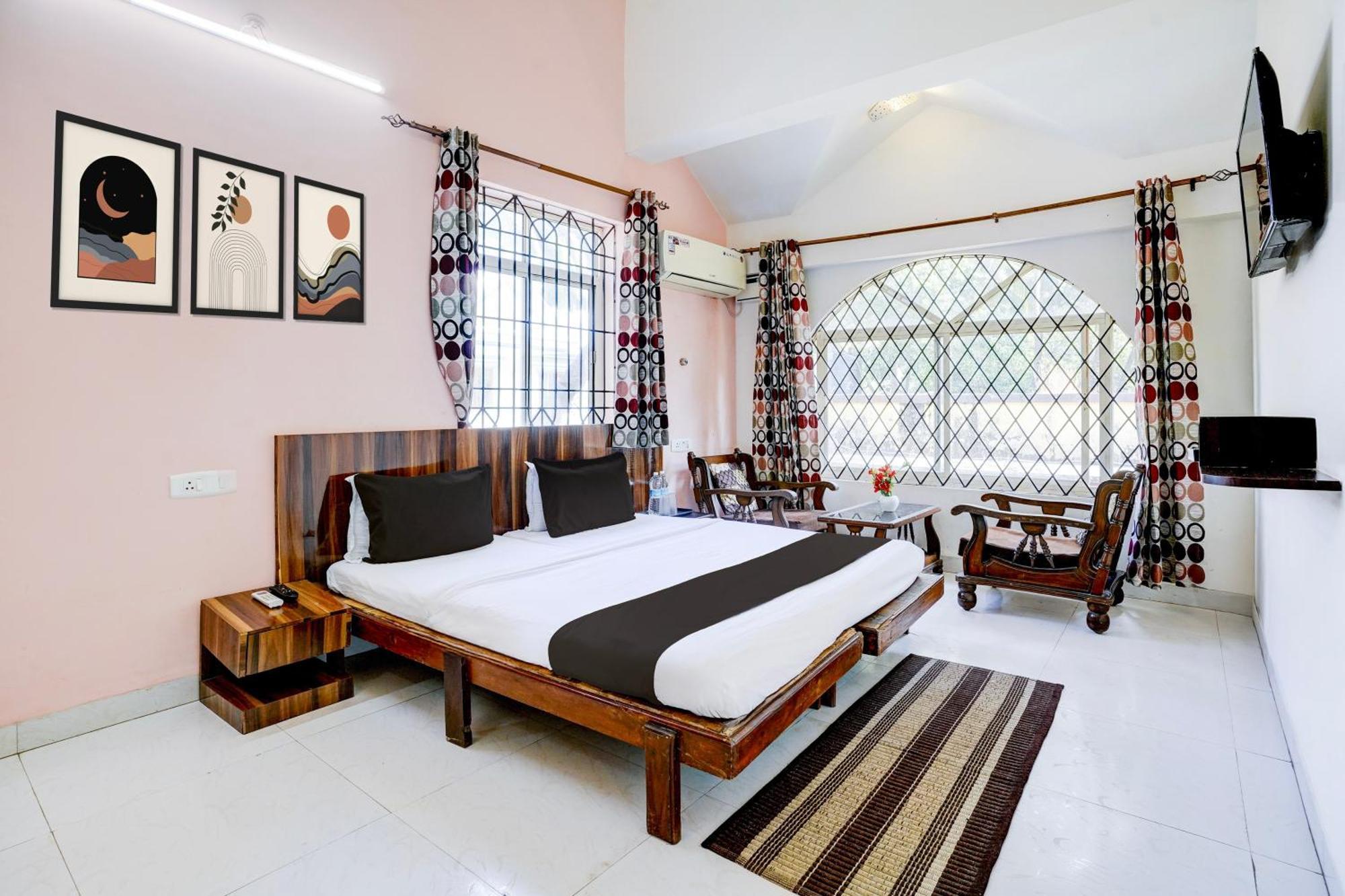 Oyo Flagship Triple Beach Guest House Benaulim Bagian luar foto
