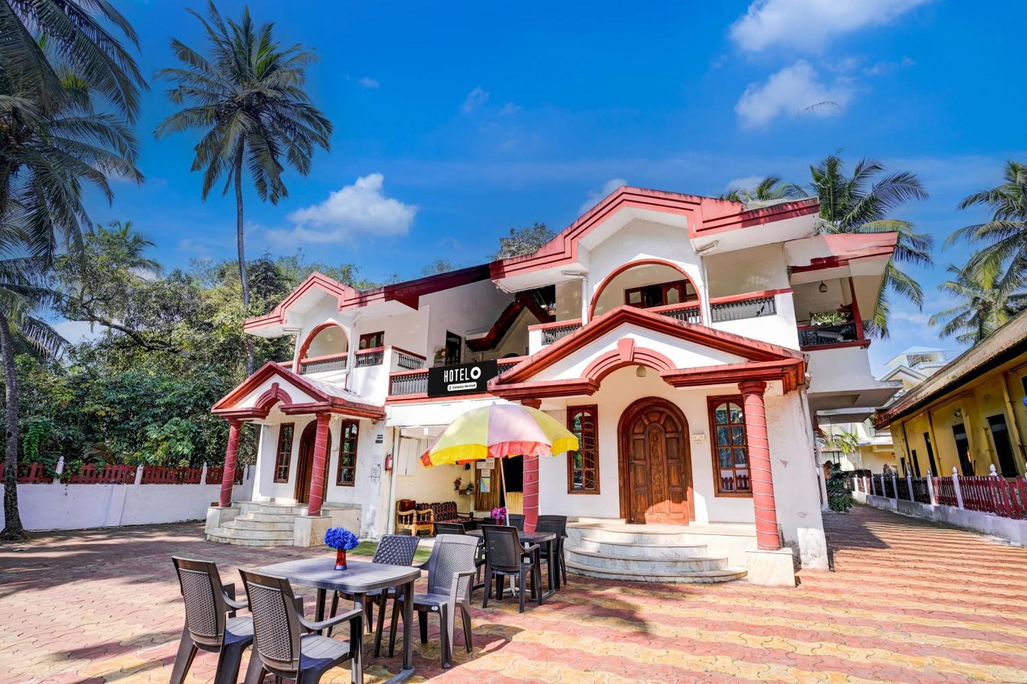 Oyo Flagship Triple Beach Guest House Benaulim Bagian luar foto